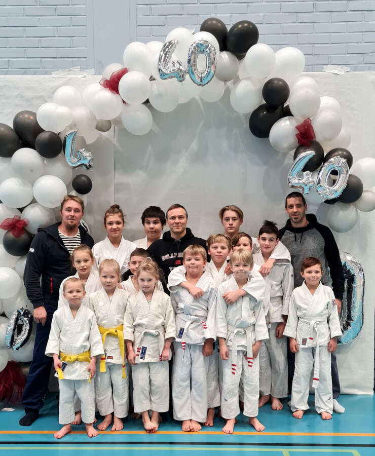 Ukilaisjudokat maskun judoseuran juhlakilpailuissa