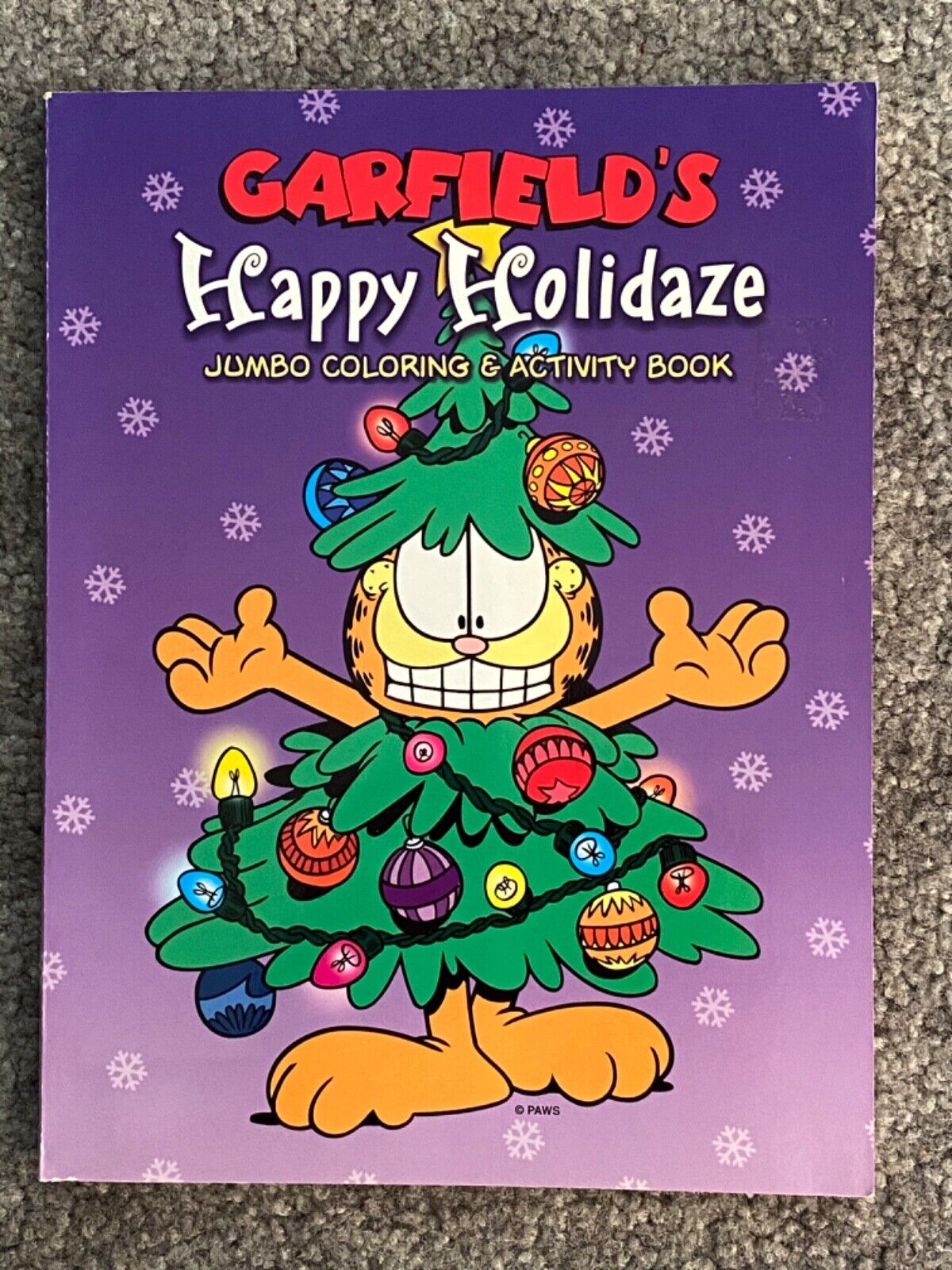 Garfieldâs happy holidaze christmas jumbo coloring activity book