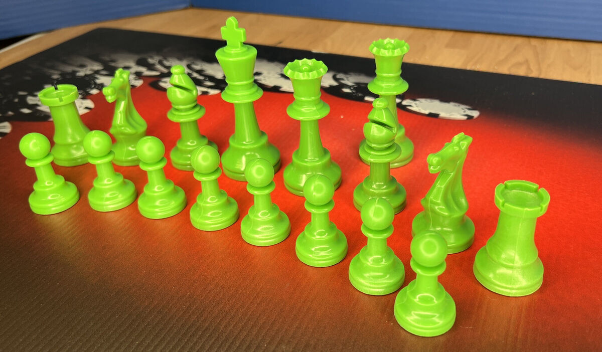 Chess pieces only plastic felted bottom light green color â king vtg