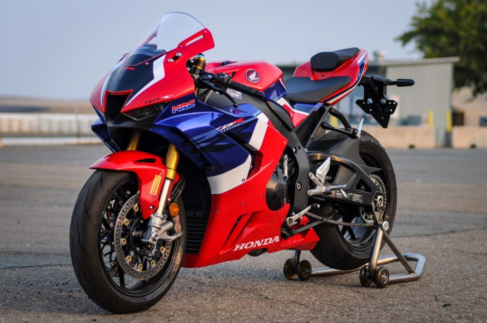 Download Free 100 Honda Cbr1000rr R Fireblade Sp Wallpapers 7968