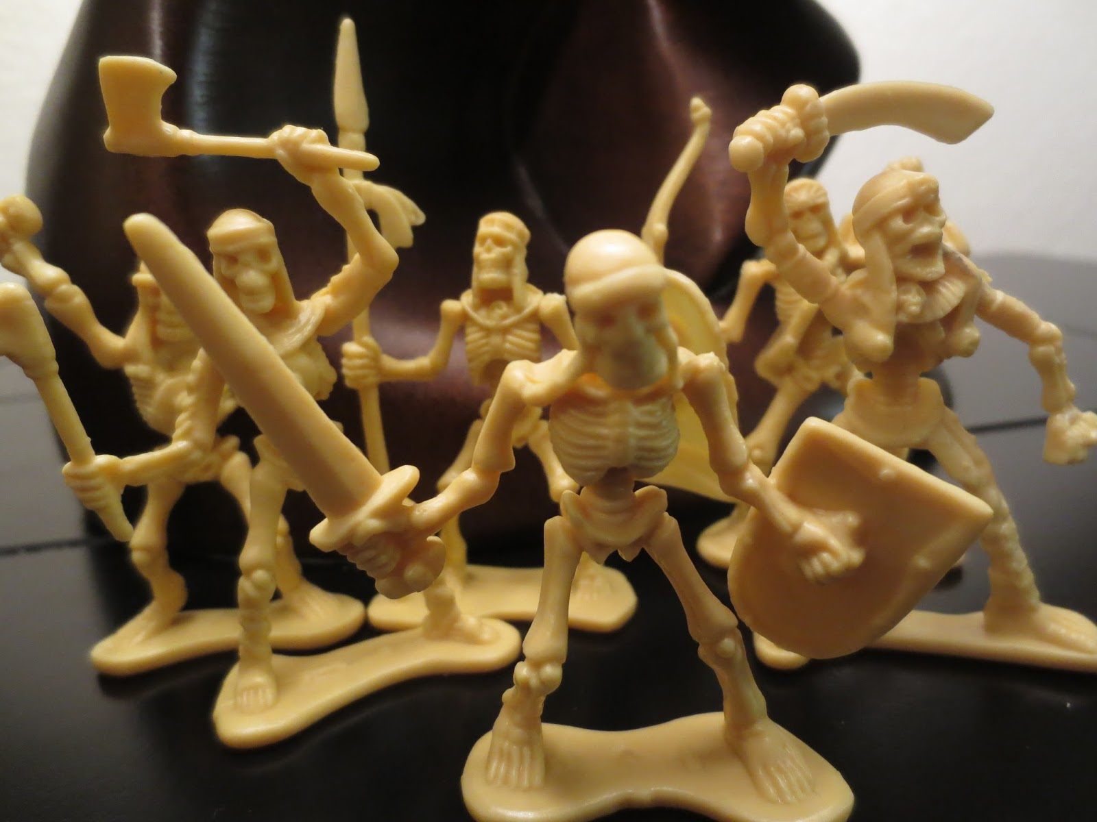 Action figure barbecue days of toy terror returns skeleton war from hunson