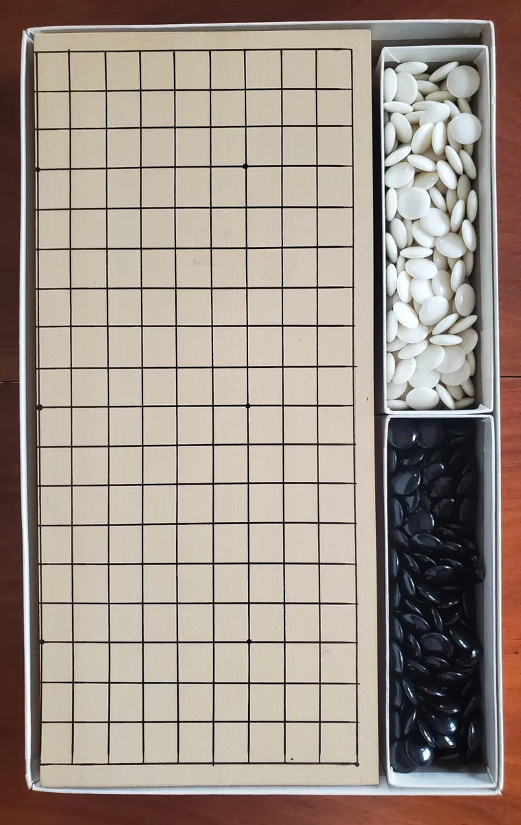 Vintage japanese go board game made in japan