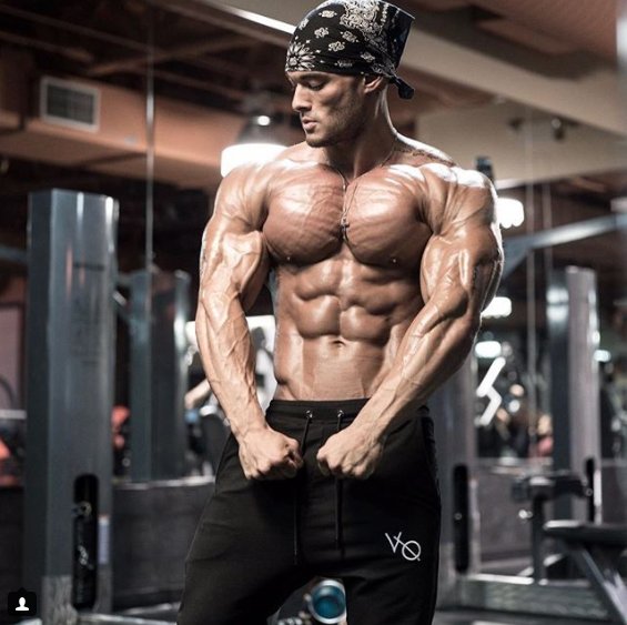 Jeremy buendia on great question to ask yourself before your next workout are your biceps more dominant than your triceps buendiafitness definedmuscles httpstcoztdsxubnr