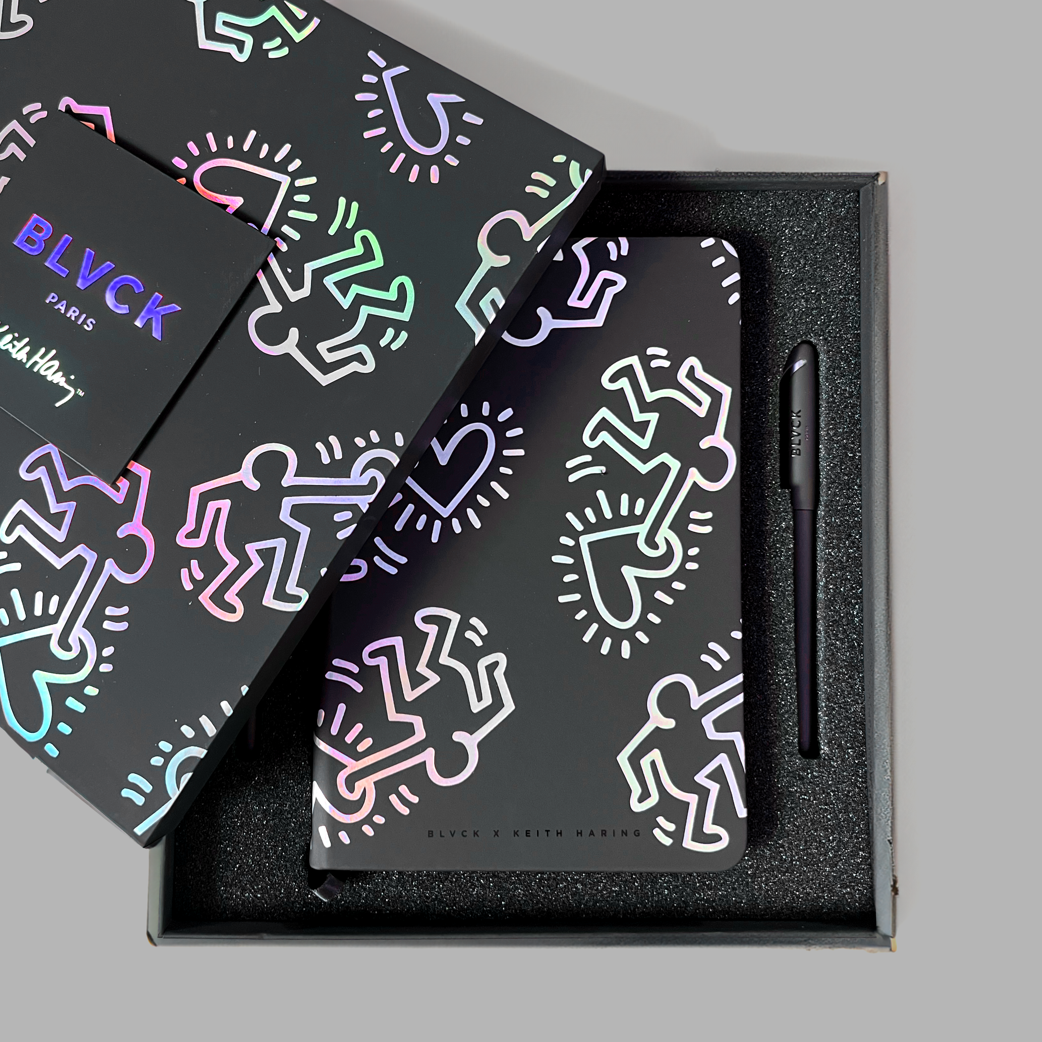 X keith haring notebook