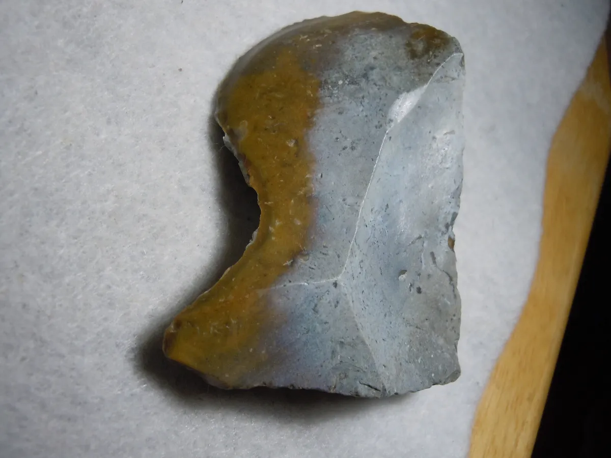 Beautiful notched profile shape flint stone blade kansas river find grams