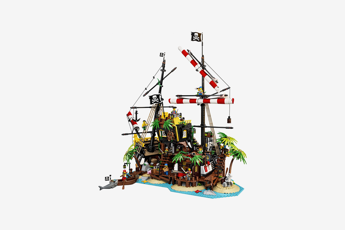 Lego is bringing back one of its best pirate sets ever