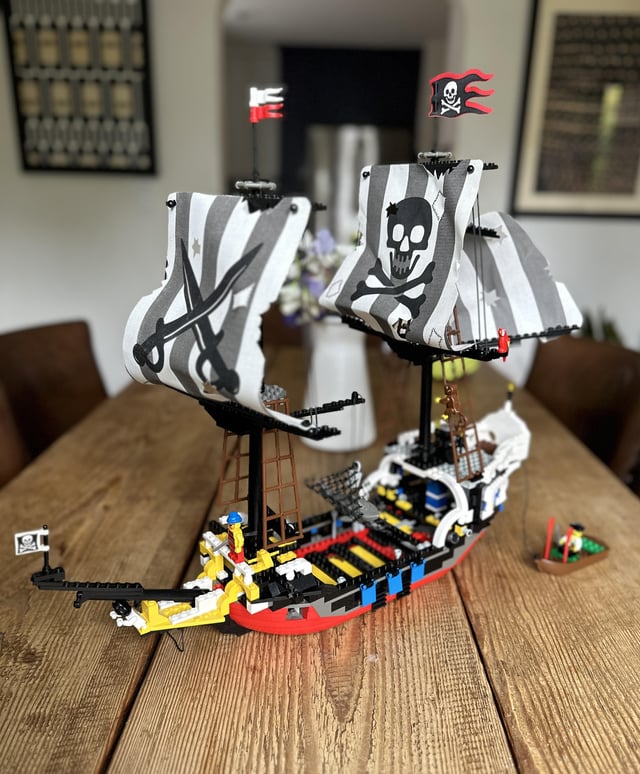 Amazing lego thrift store find with more than a dozen vintage pirate and castle sets