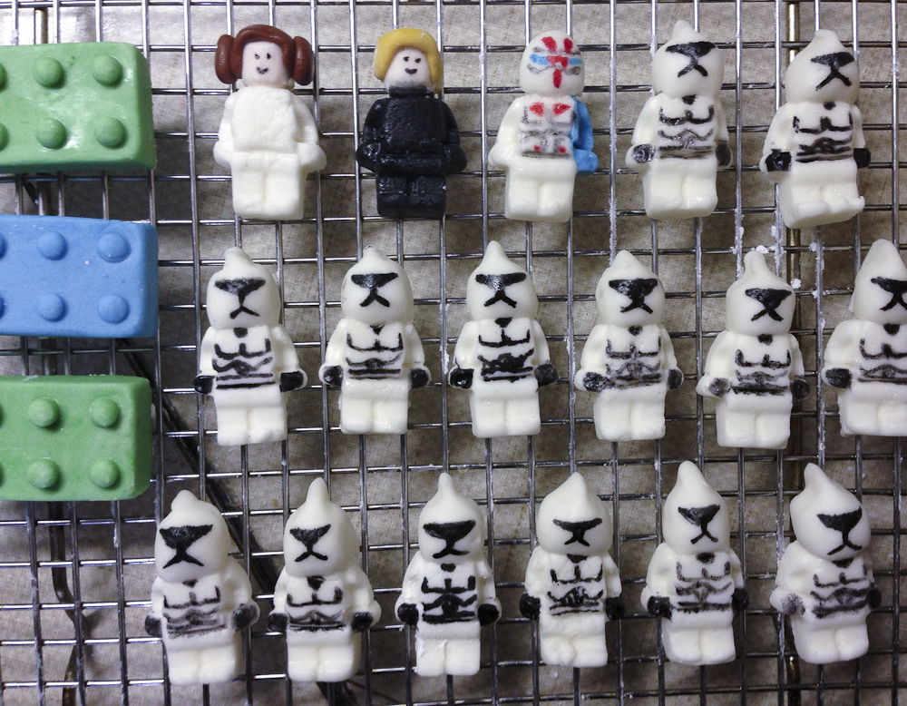 How to make a fondant lego star wars cake debbie koenig writer