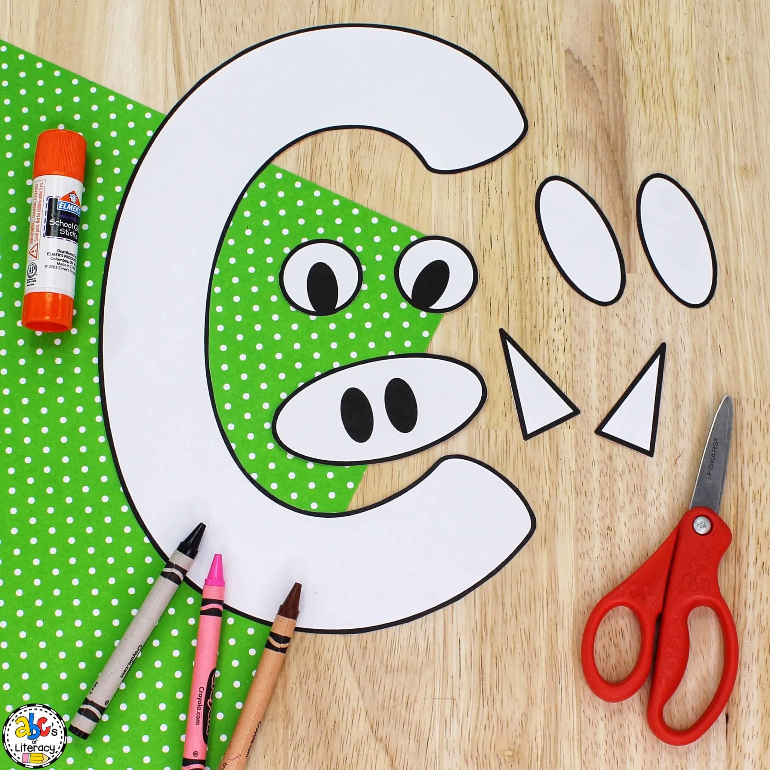 Letter c cow craft letter recognition activity for preschoolers