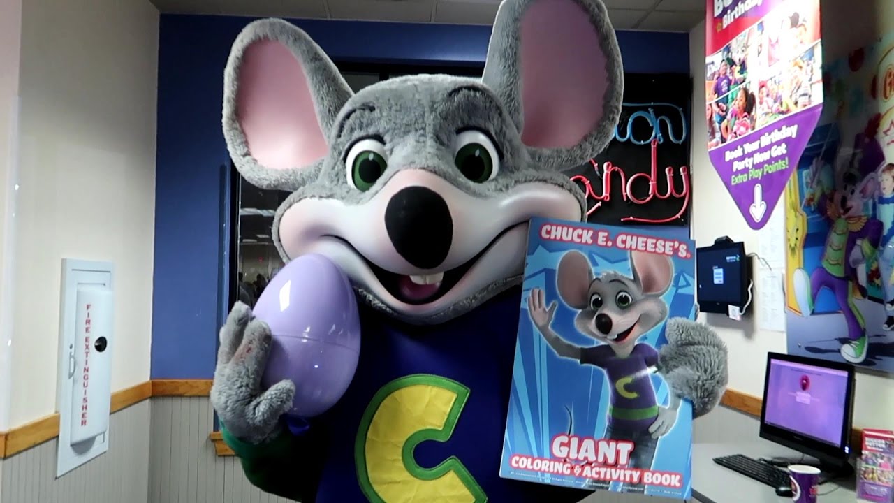 Chuck e cheese surprise eggs toys candy and coloring book