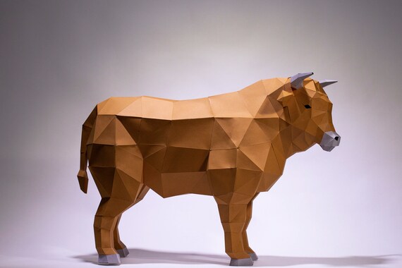 Cow paper craft digital template origami pdf download diy low poly trophy sculpture cow model