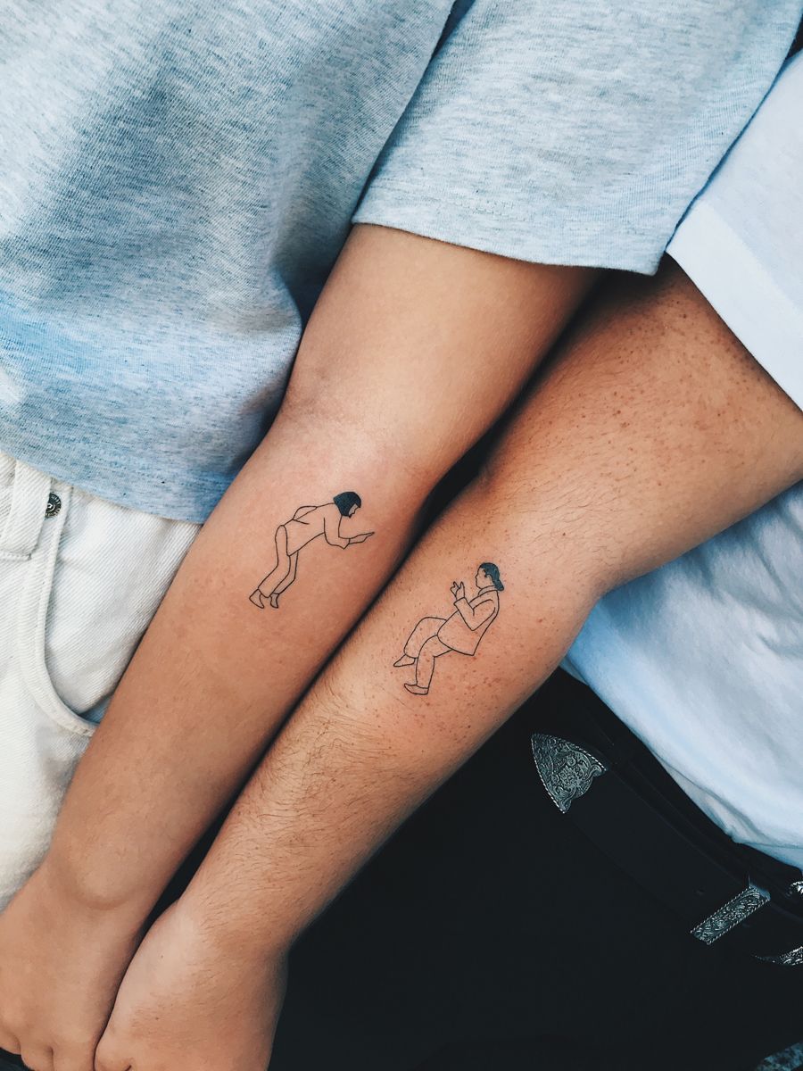 Pulp fiction Tattoo, great for a couple Instagram di @roberto_rogolino  Tattoo artist | Tattoos, Matching couple tattoos, Matching tattoos