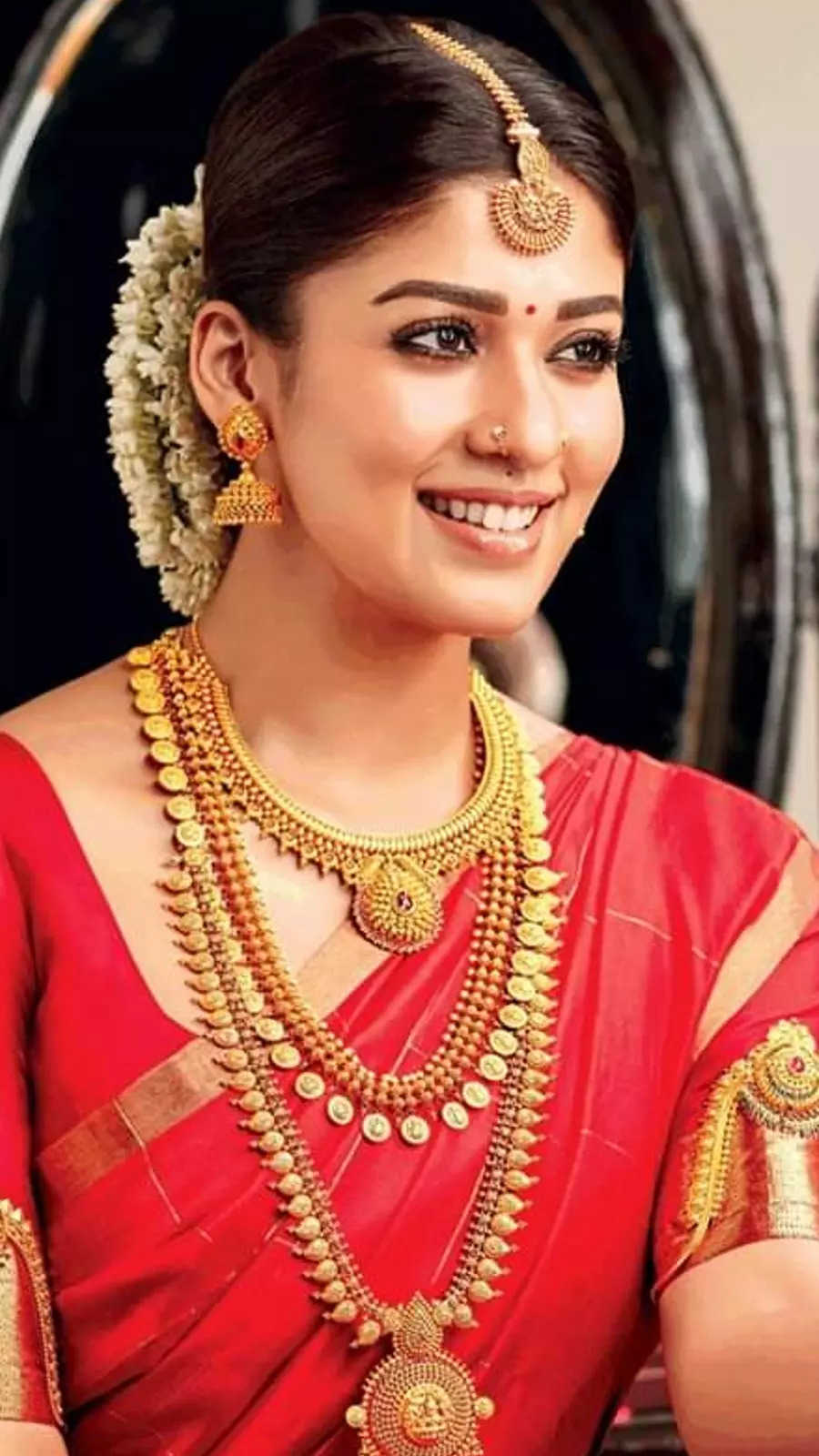 Download Free 100 + nayanthara saree Wallpapers