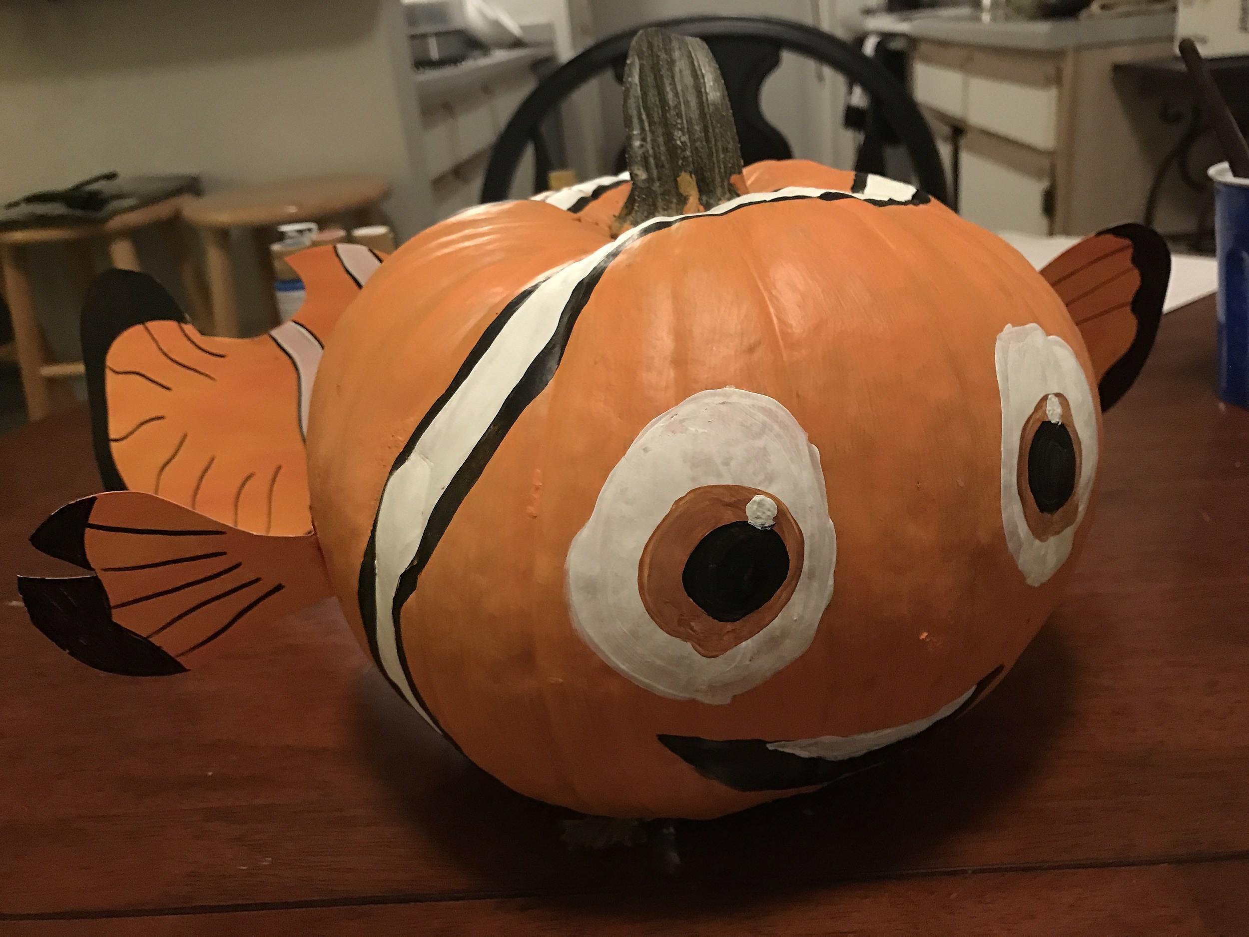 How to create your own finding nemo pumpkin