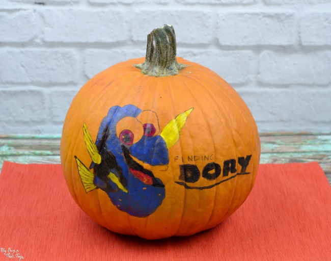 How to paint a finding dory pumpkin