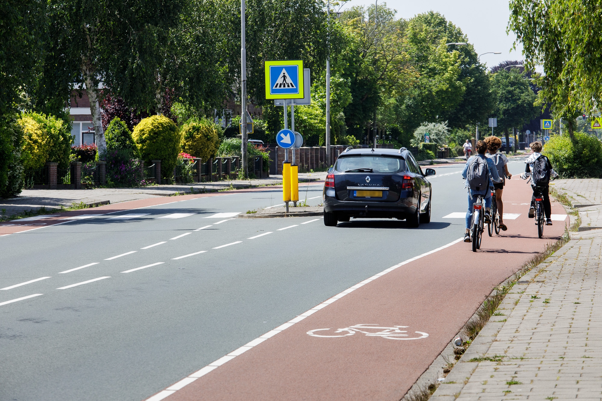 Infrastructure for pedestrians and cyclists