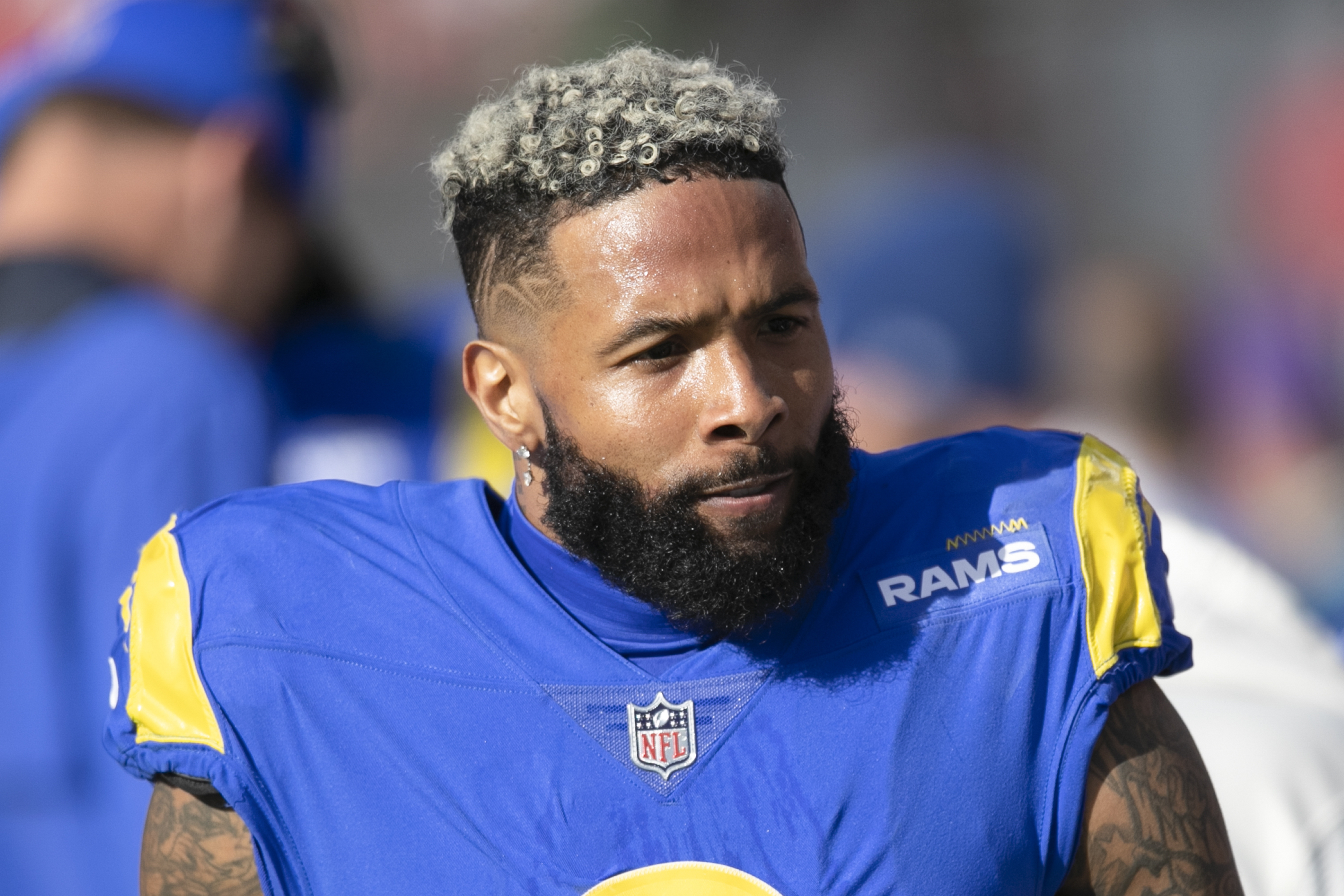 Nfl free agent odell beckham jr taken off plane in miami