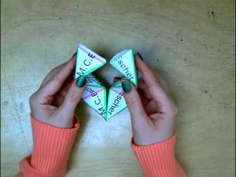 How to fold a kaleidocycle