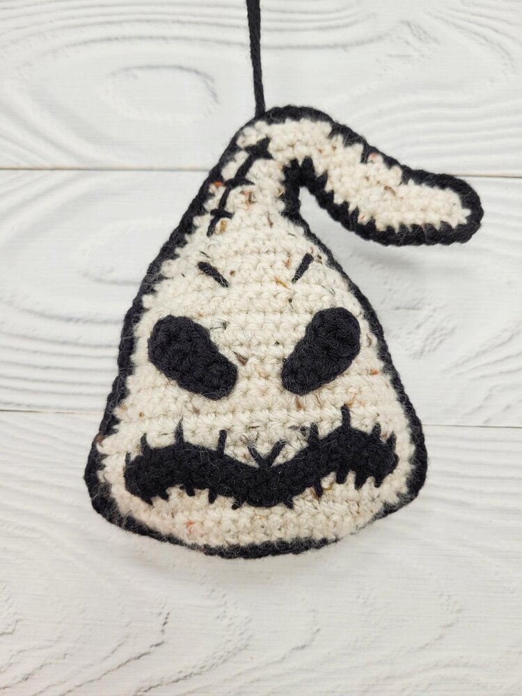 Halloween oogie boogie crochet pattern by vitastoys