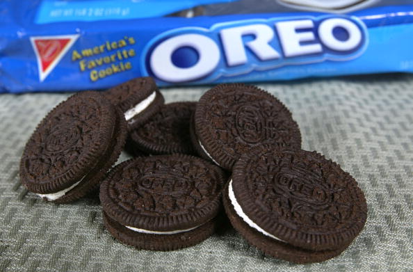 Are oreos black or brown