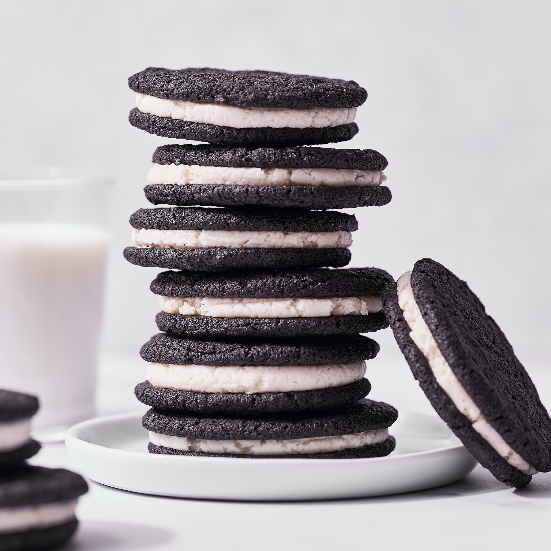 Homemade oreo cookies