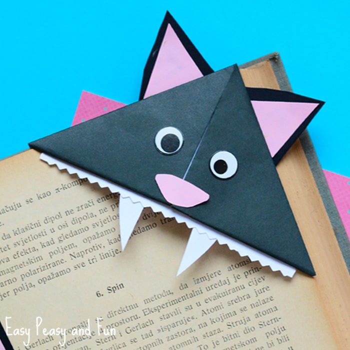 Cat corner bookmarks