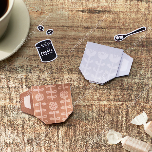 Message origami coffee cup