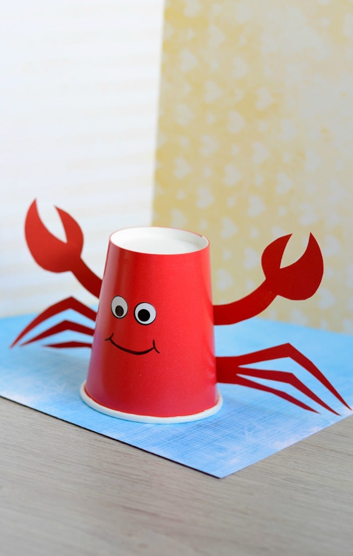 Paper cup crab craft for kids