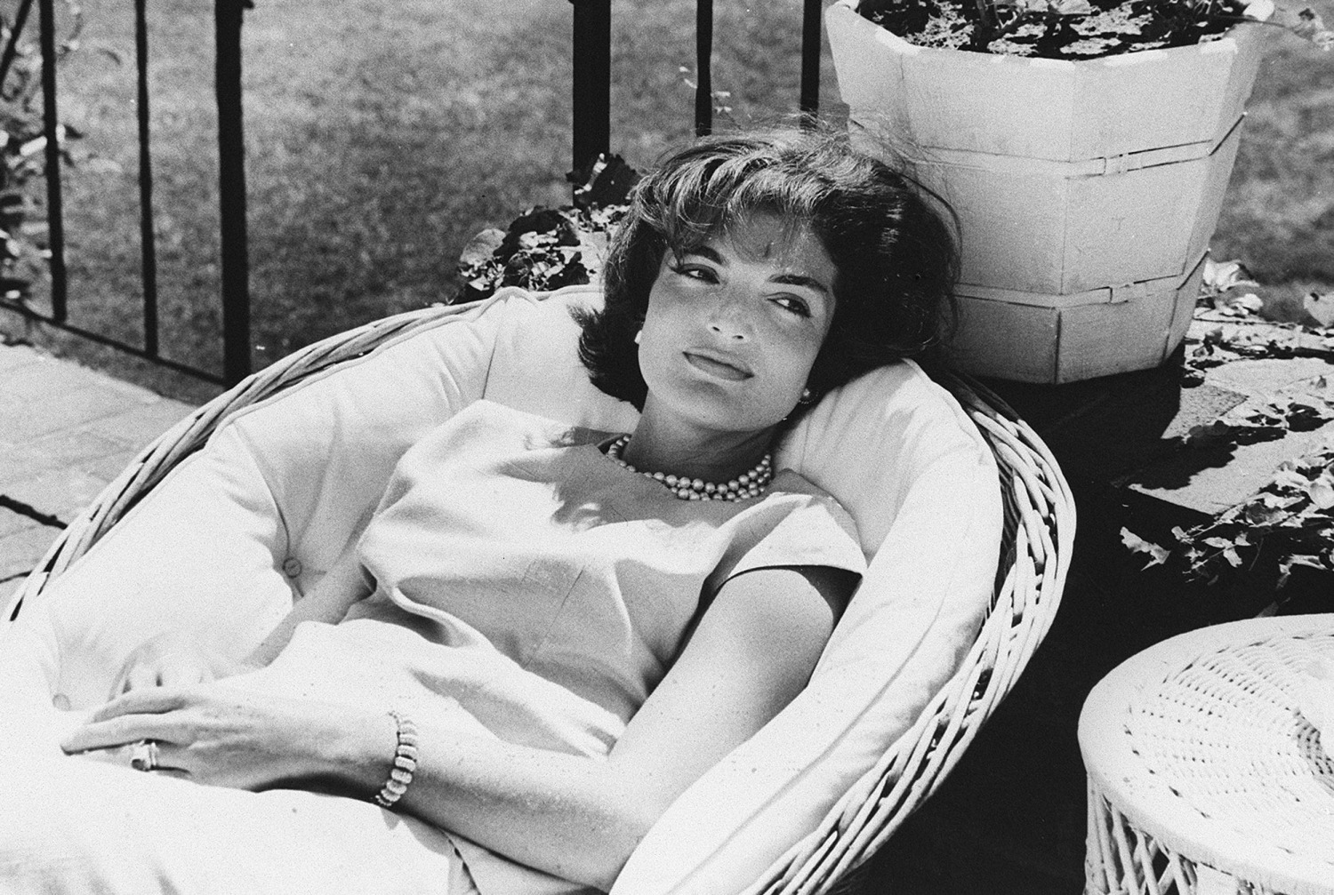 Remembering jacqueline kennedy onassis a nightly look back