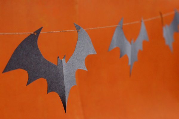 Halloween bat garland template