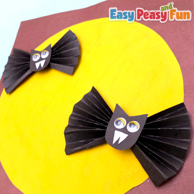 Easy folded paper bat craft