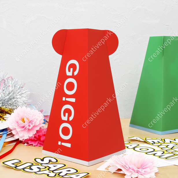 Foldable megaphone red