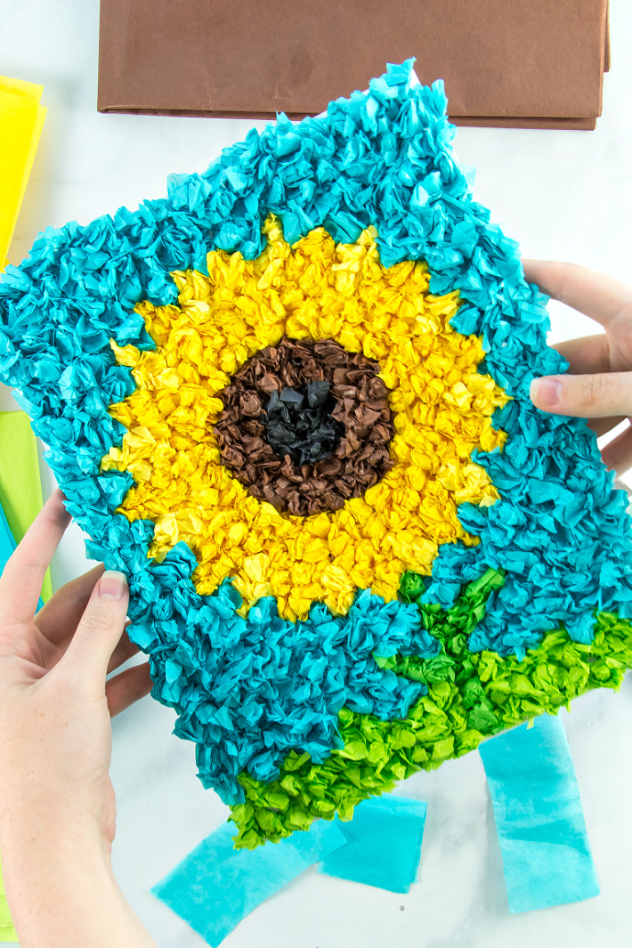 How to make an easy tissue paper sunflower craft â kids activities blog