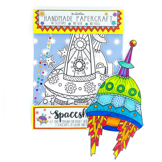 Spaceship colouring cards â