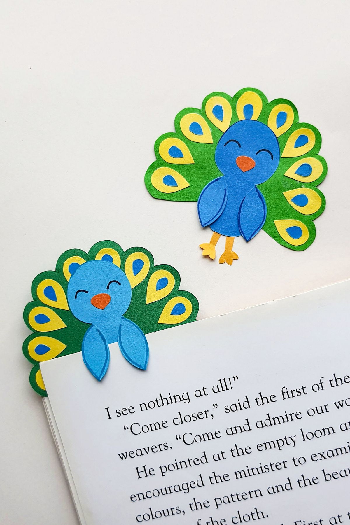 Peacock bookmark craft with free printable template