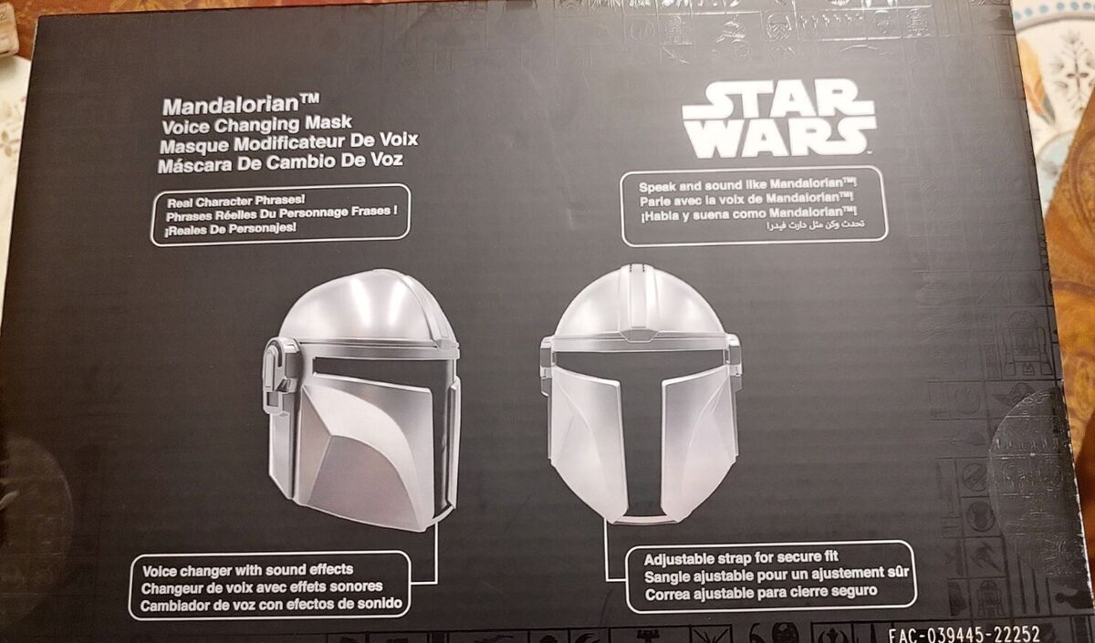 Disney parks star wars mandalorian voice changing mask nib