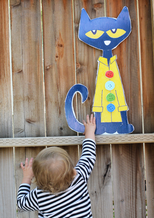 Make pete the cat and his four groovy buttons