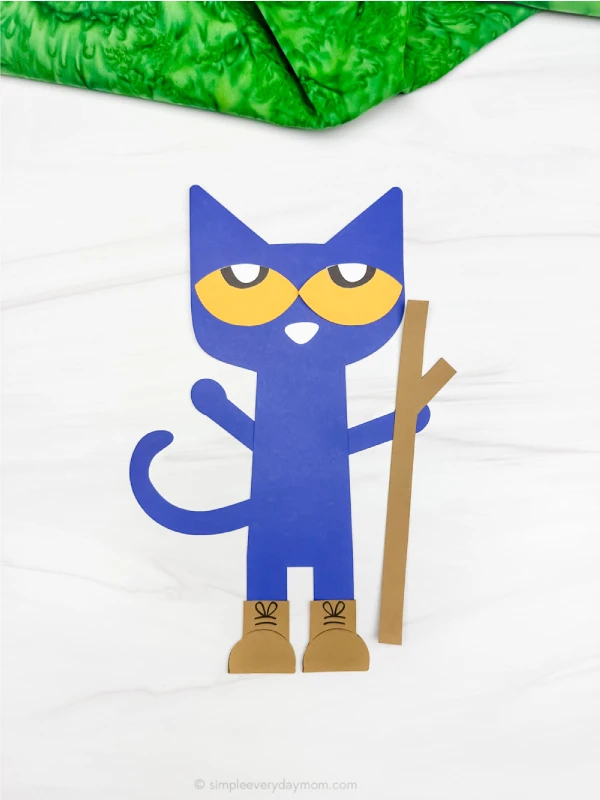 Pete the cat goes camping craft