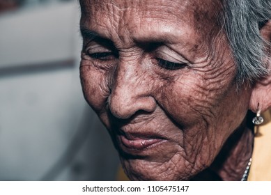 Old Woman Photos, Download The BEST Free Old Woman Stock Photos