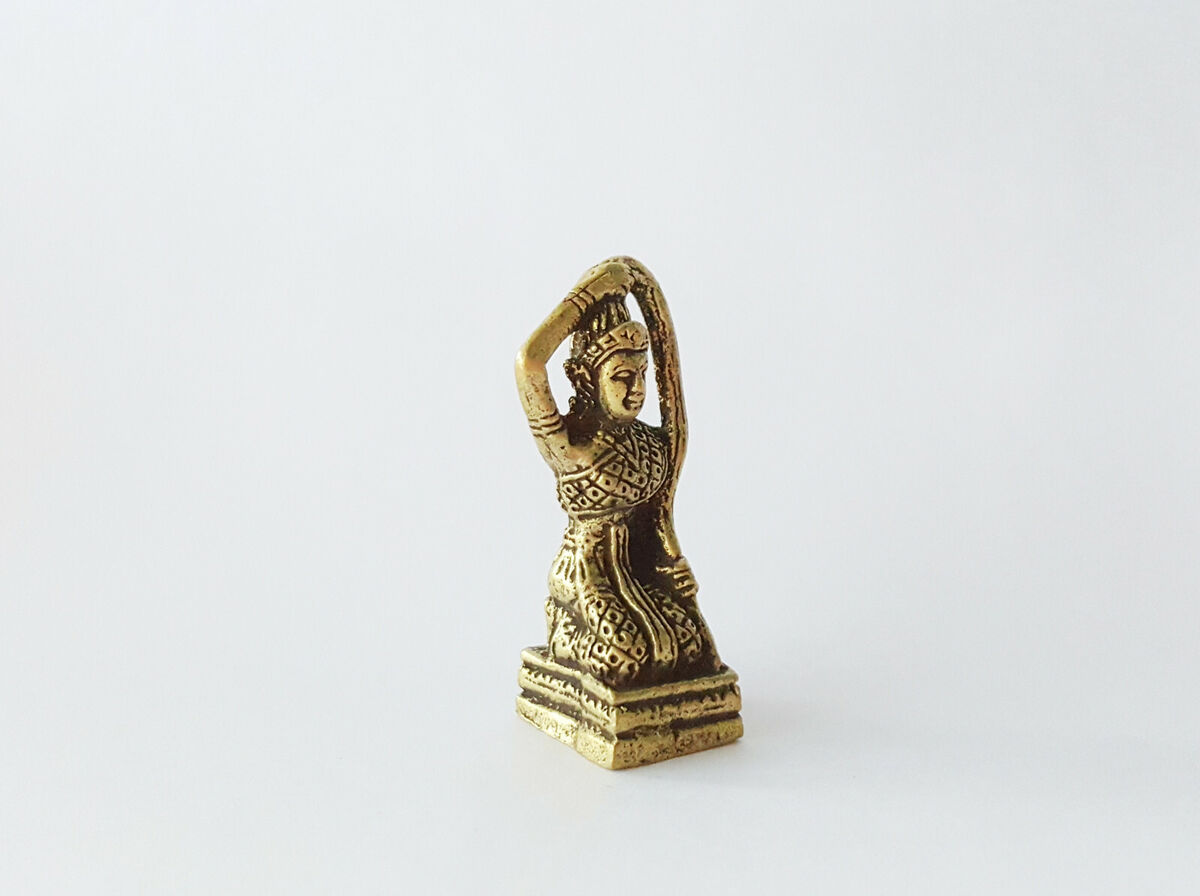 Phra mae thorani statue vasundhara goddess thai amulet protect magic brass tiny