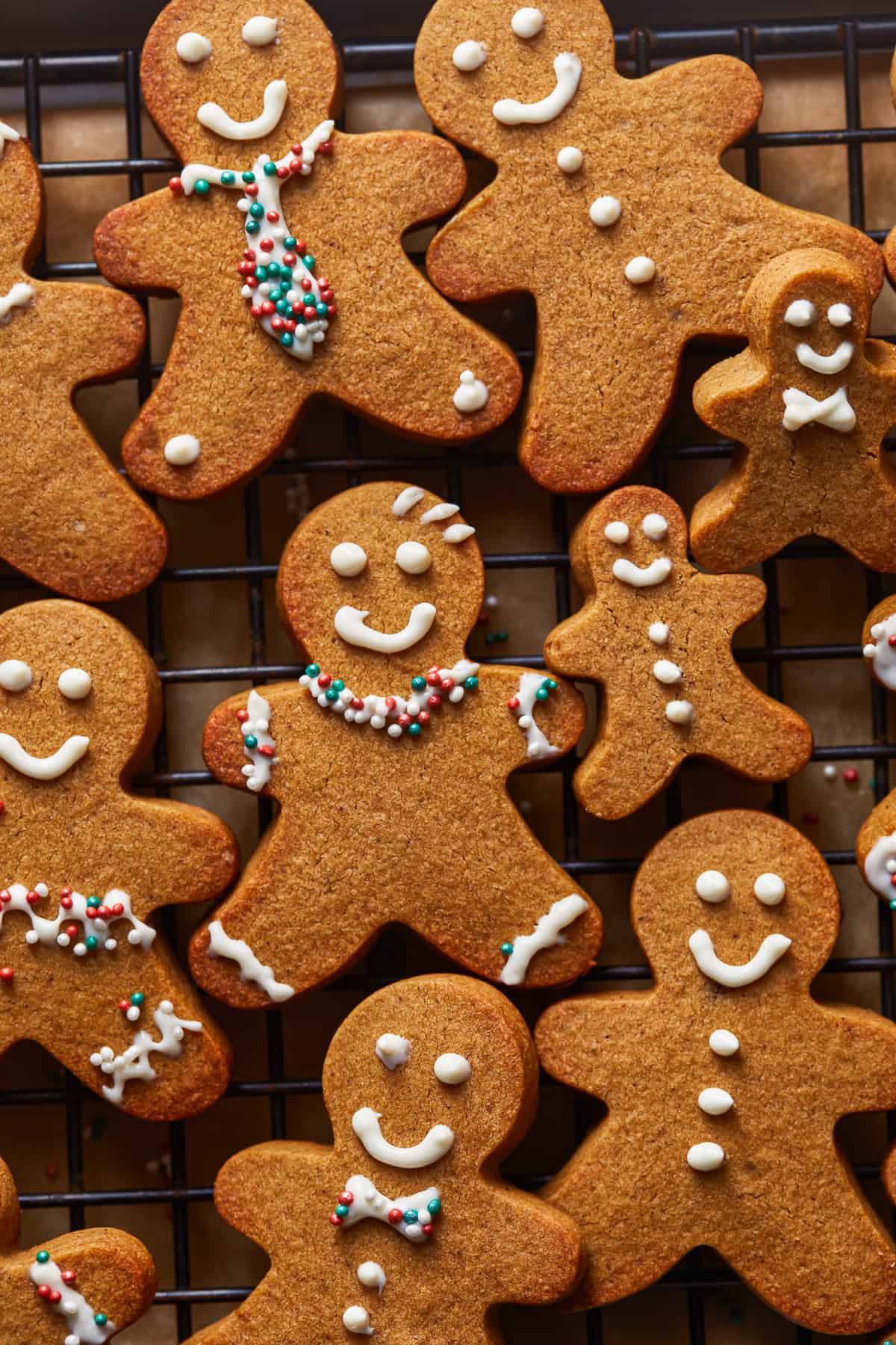 Gingerbread cookies gingerbread family recipe