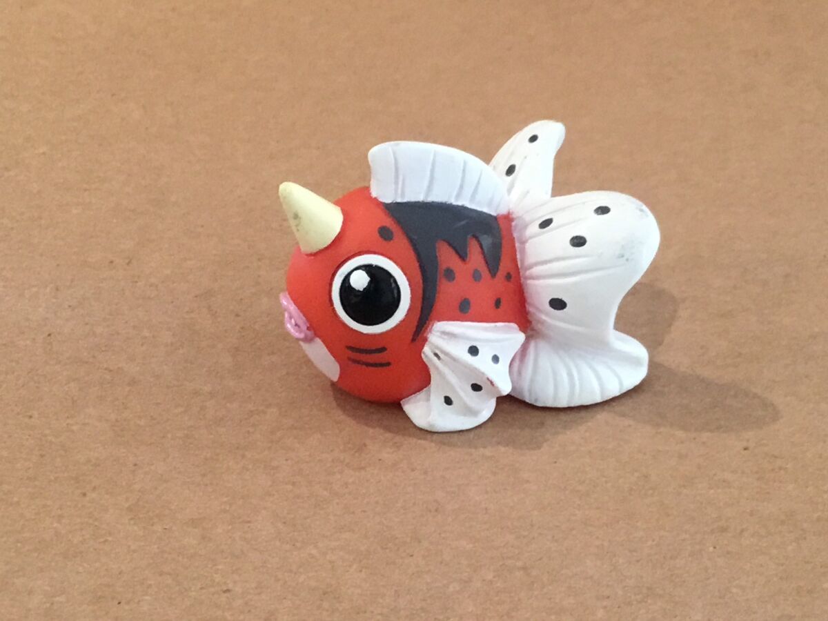 Pokemon finger puppet seaking vivid coloring catch them all nintendo bandai