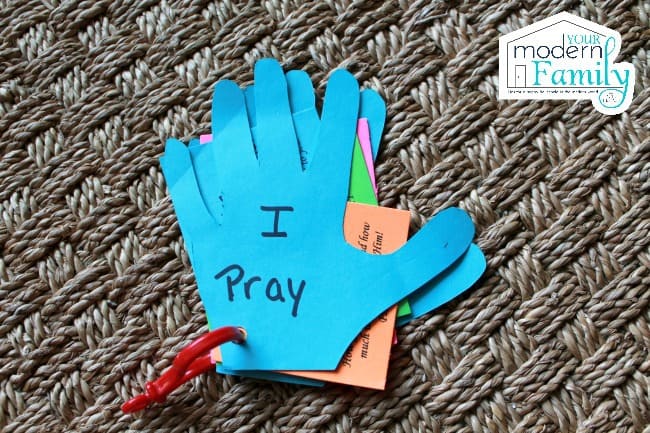 Diy prayer hands for kids