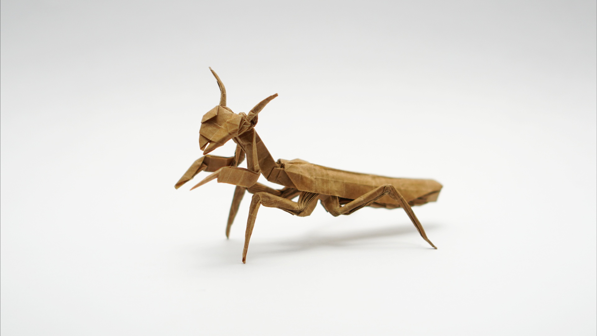 Origami praying mantis