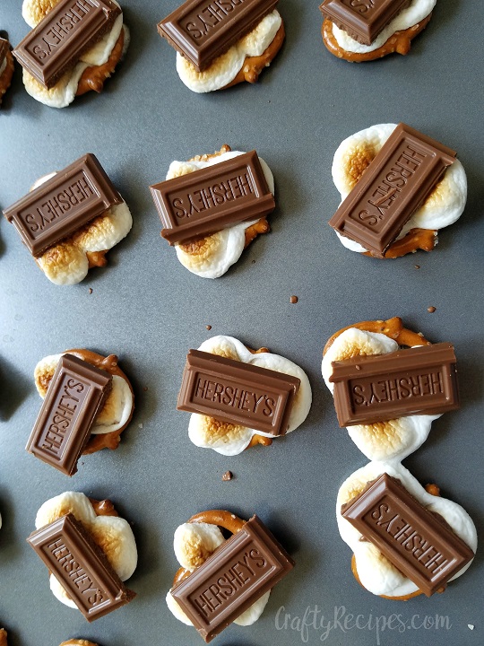 Easy smore pretzel bites