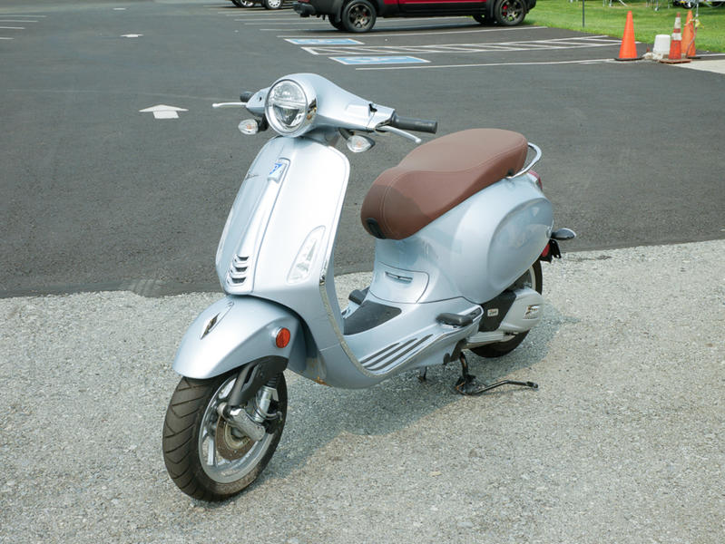 New vespa primavera scooter for sale in emmaus pennsylvania blackmans cycle