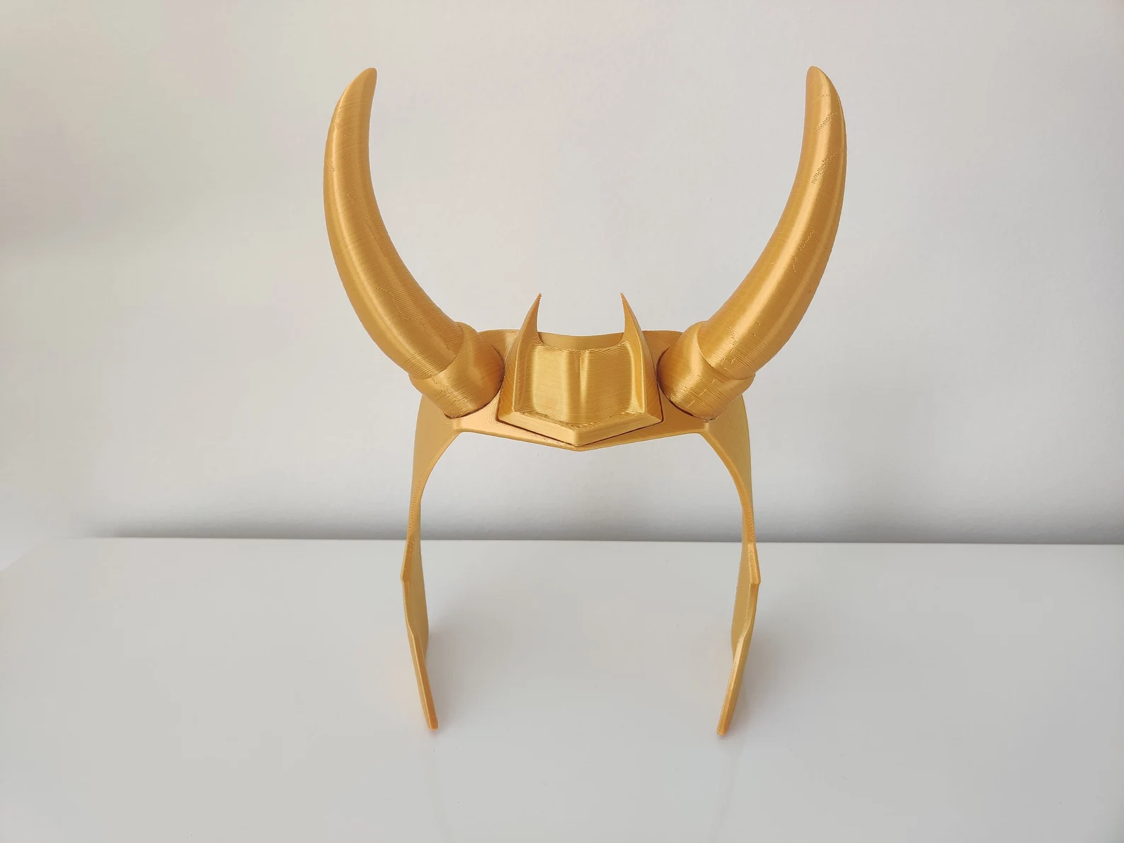 Loki crown horns helmet â makers dia