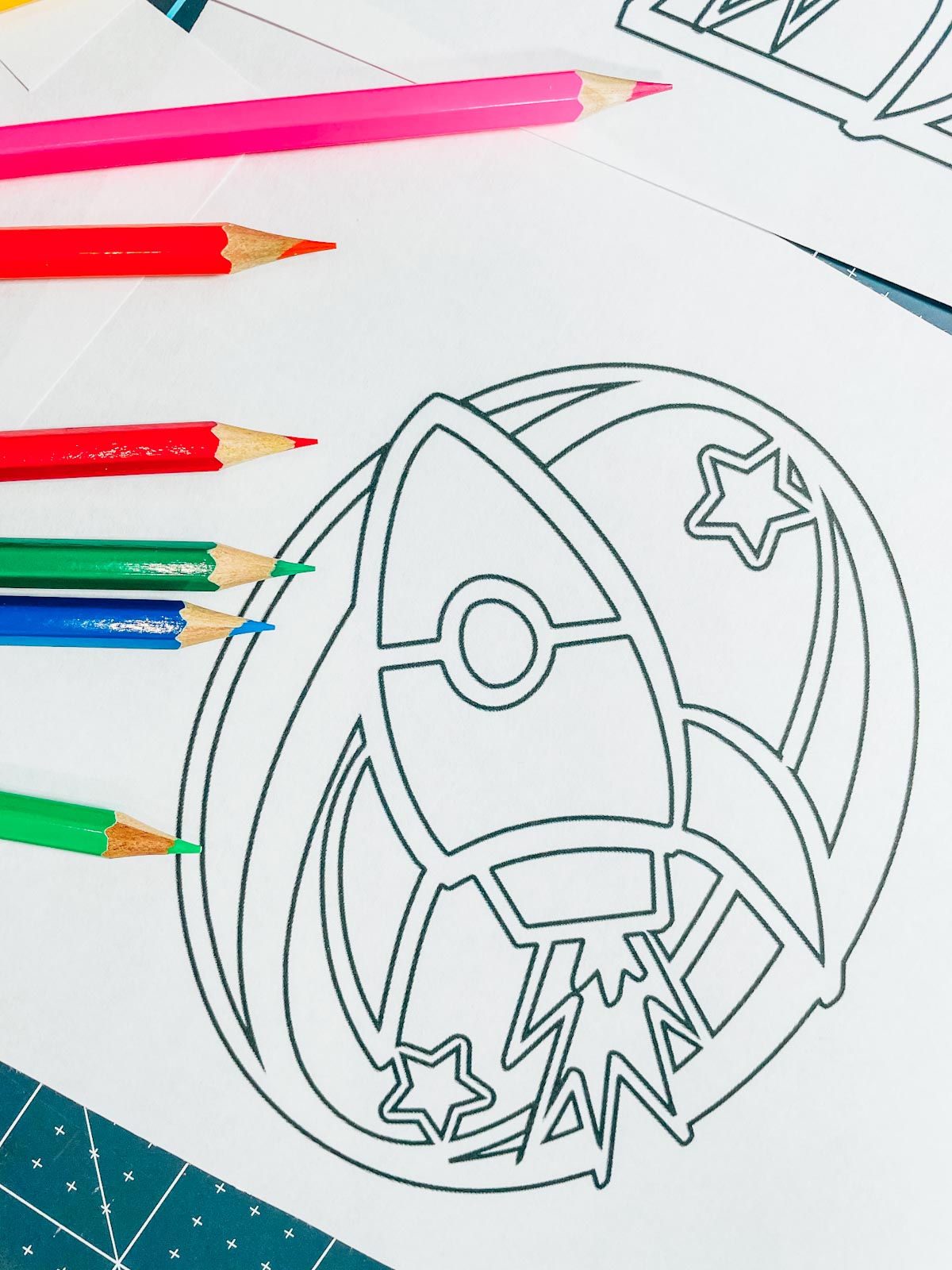 Printable abc rocket colouring pages â extraordinary chaos