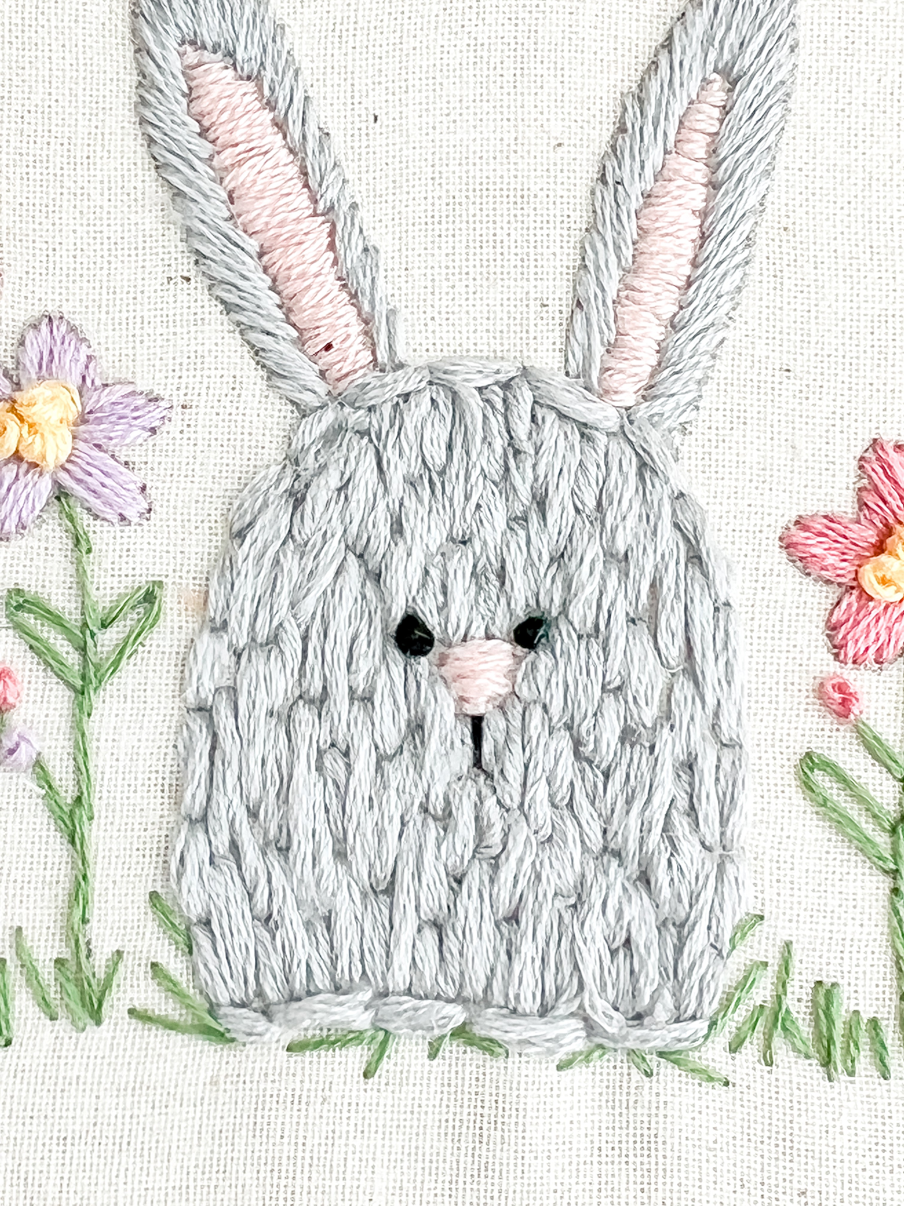 Embroidery pdf pattern bunny daisies digital download