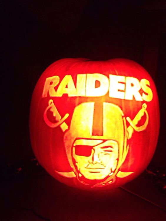 Raiders amazing pumpkin carving halloween pumpkins carvings pumpkin carving patterns